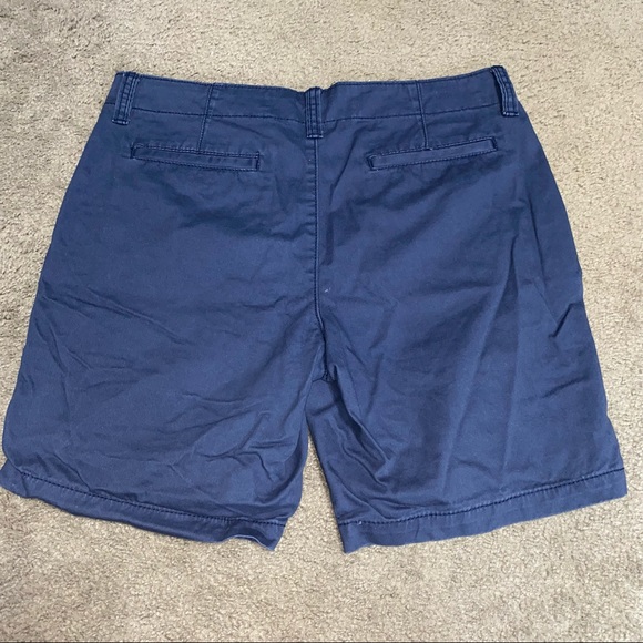 Old navy shorts - Picture 3 of 3